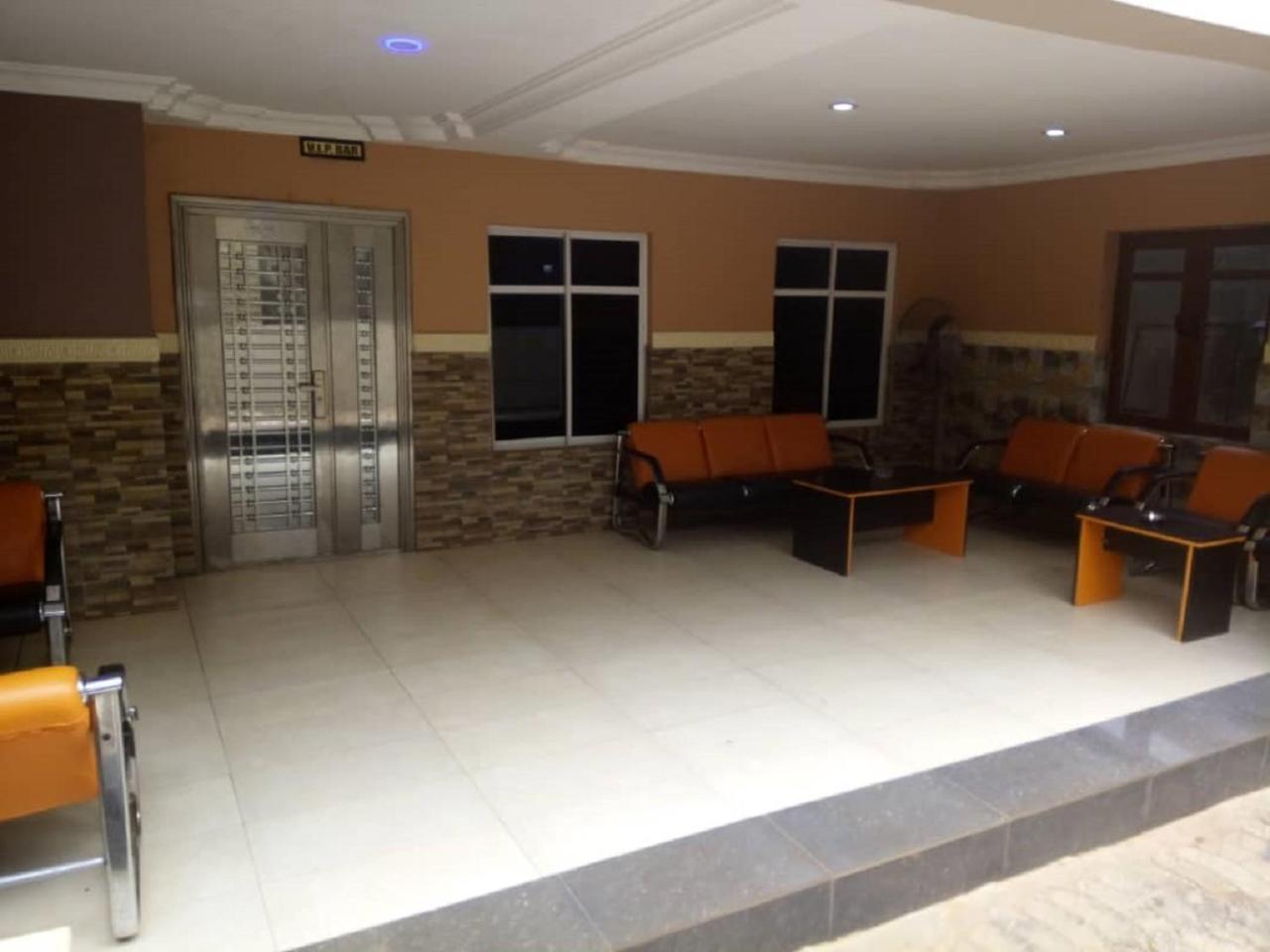 Hayatt Hotel Enugu Buitenkant foto